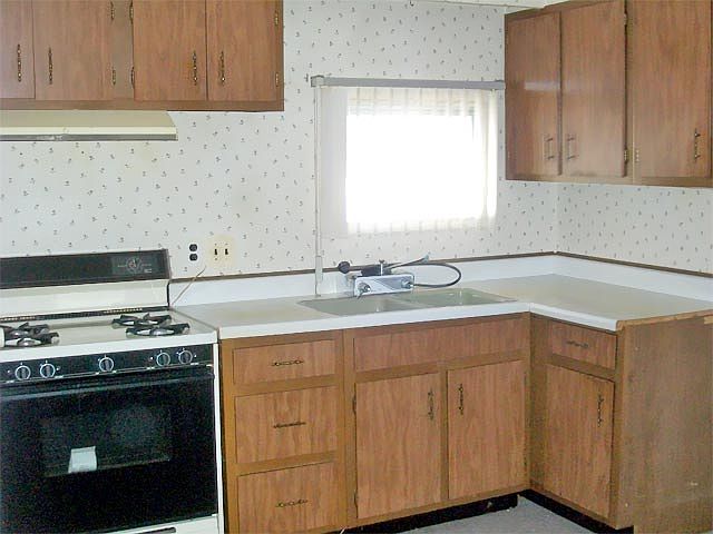 2nd image of 31 Carmell St