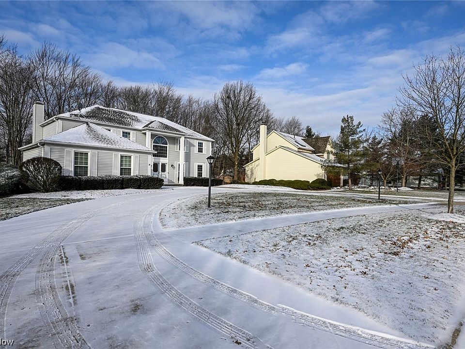 16902 Walnut Creek Dr, Strongsville, OH 44136 Zillow