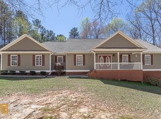 83 N Lake Dr, Newnan, GA 30263