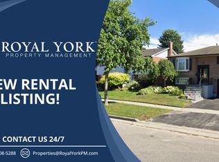 873 Copperfield Dr #2, Oshawa, ON L1K1S3