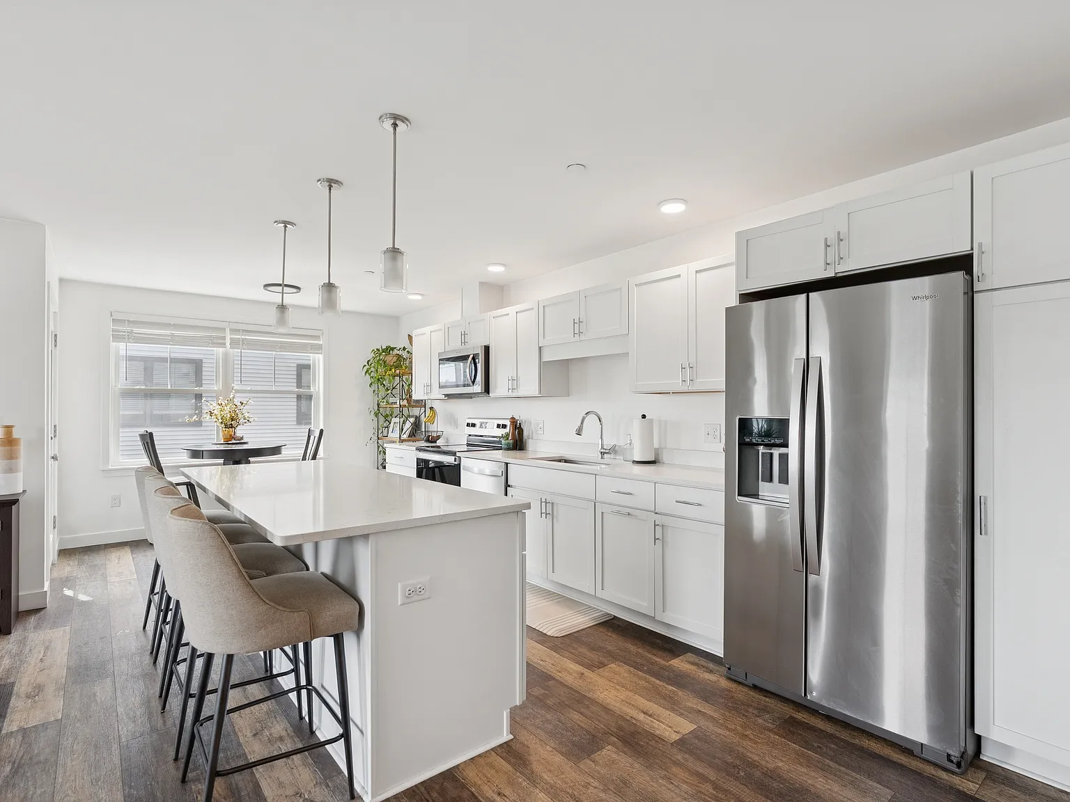 2 bed, 1.5 bath, 1114 sqft, $2,850 — Photo 4