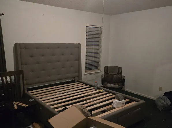 2765 Rochford Ln E, Jacksonville, FL 32225