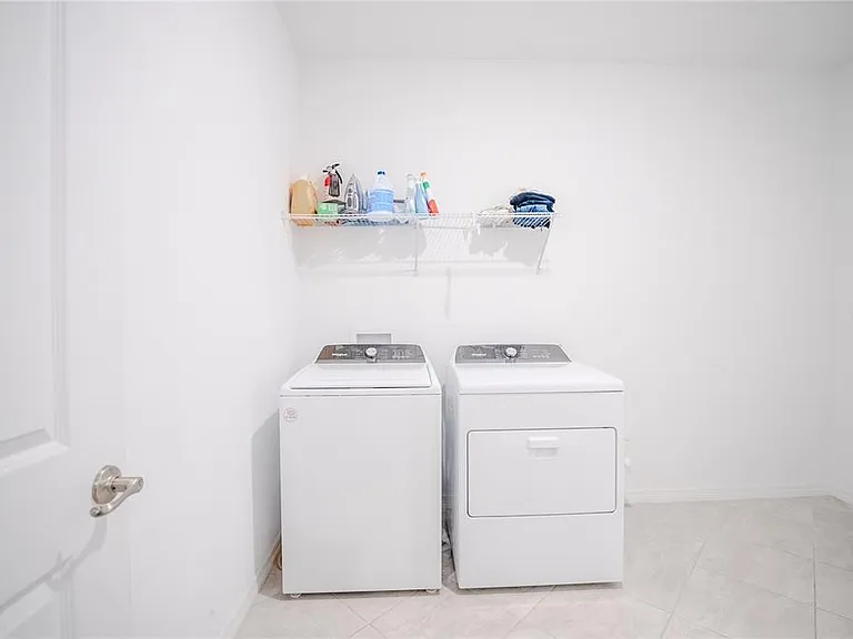 6200 SW 72nd Ter — Photo 41