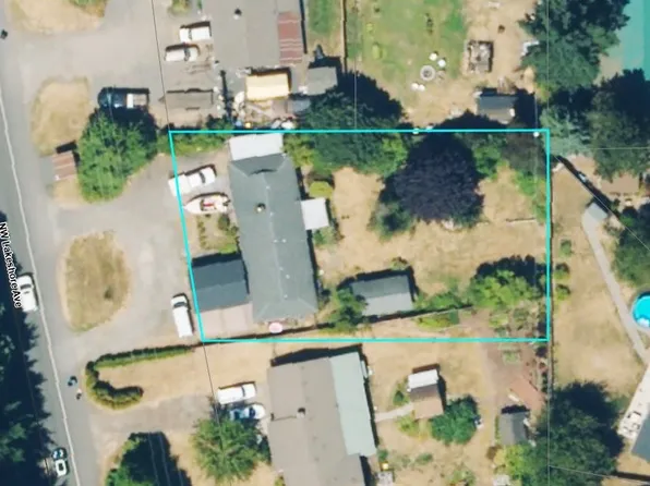 10201 NW Lakeshore Ave, Vancouver, WA 98685