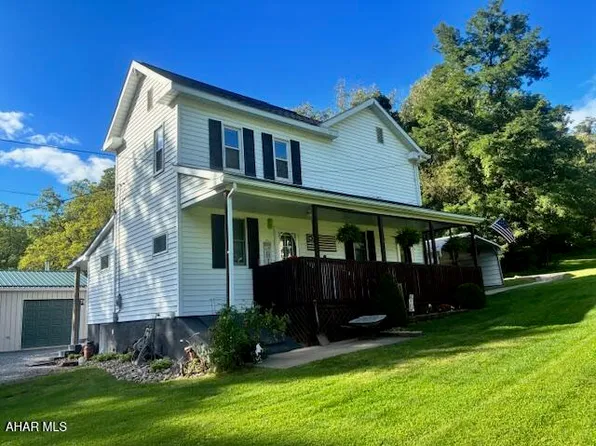 2423 Maple Hollow Rd, Duncansville, PA 16635