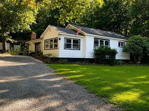 2nd image of 16 Upper Hillman Road