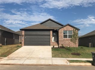 5632 Southwood Ave, Springdale, AR 72764