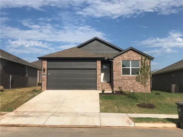 5632 Southwood Ave, Springdale, AR 72764