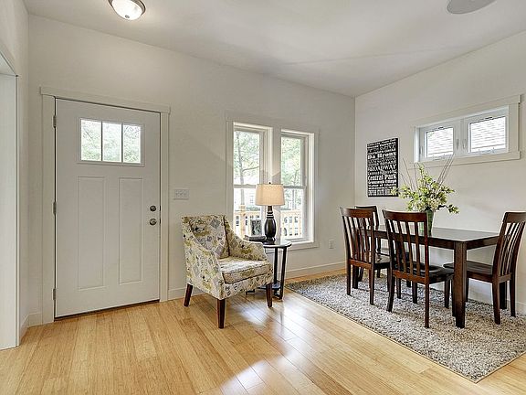 4th image of 4309 Irving Ave N