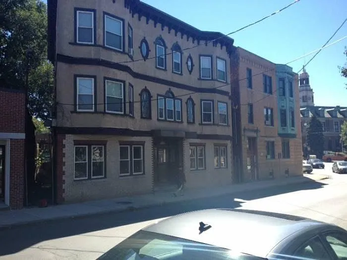 1 bed, 550 sqft, $1,900 — Photo 1