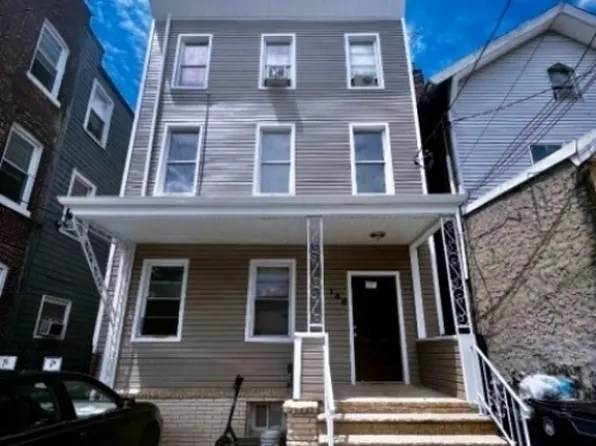 148 Garside St, Newark City, NJ 07104