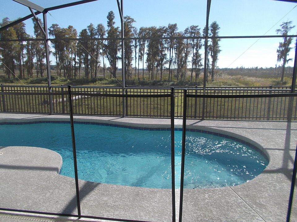 1st image of 647 Sunset View Dr