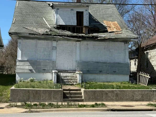 939 N Campbell Avenue, Springfield, MO 65802