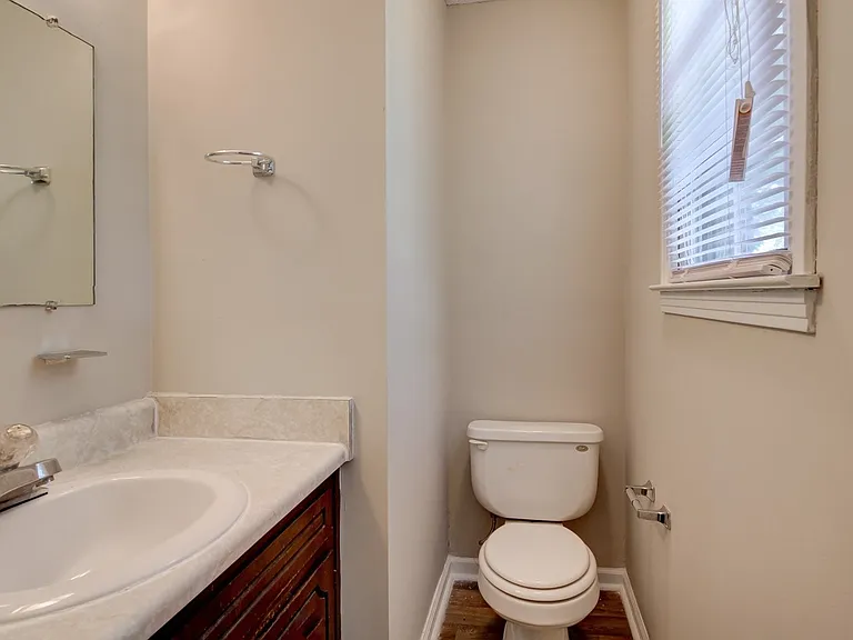 3407 Albert Dr — Photo 7