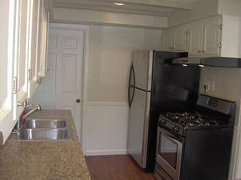 2nd image of 2747 Bryn Mawr Dr