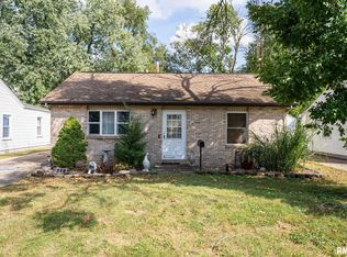 3036 S 2nd St, Southern View, IL 62703