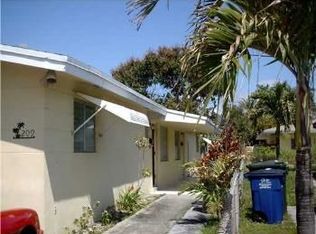 209 SE 9th Ct, Hallandale Beach, FL 33009