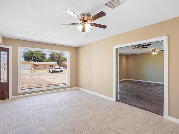4th image of 10808 Gloster Ct