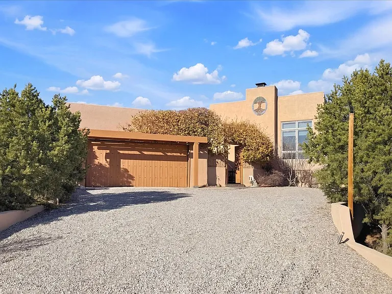 855 Camino Francisca — Photo 6