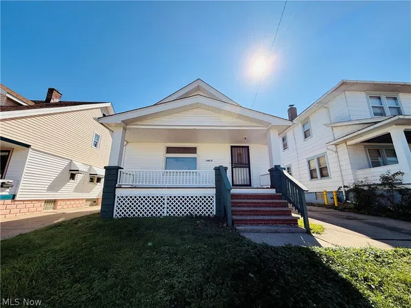 10812 Park Heights Ave, Garfield Heights, OH 44125