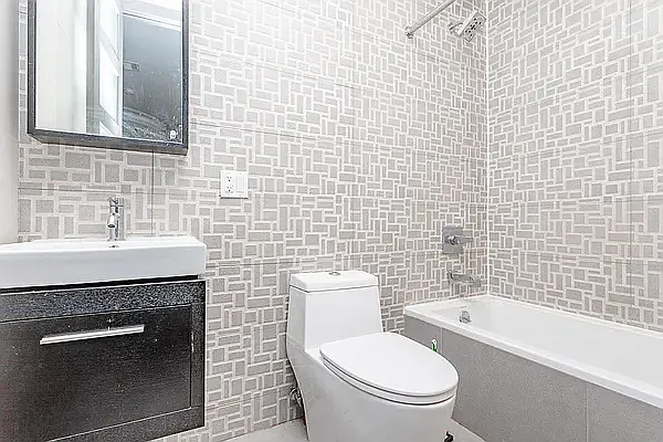 1295 Greene Ave #2A — Photo 8