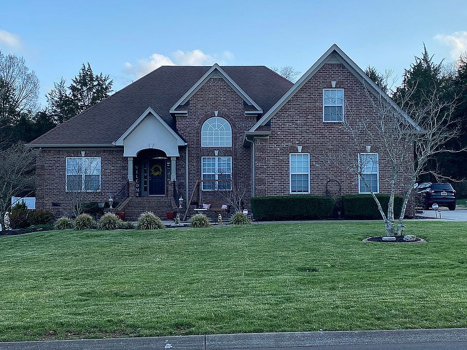 2047 Woodcliff Dr Smyrna TN 