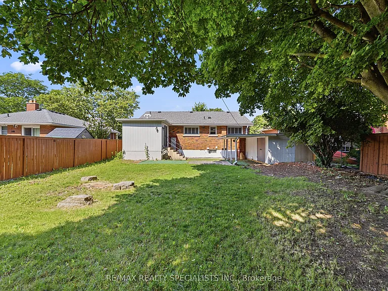 115 Kings Forest Dr — Photo 21
