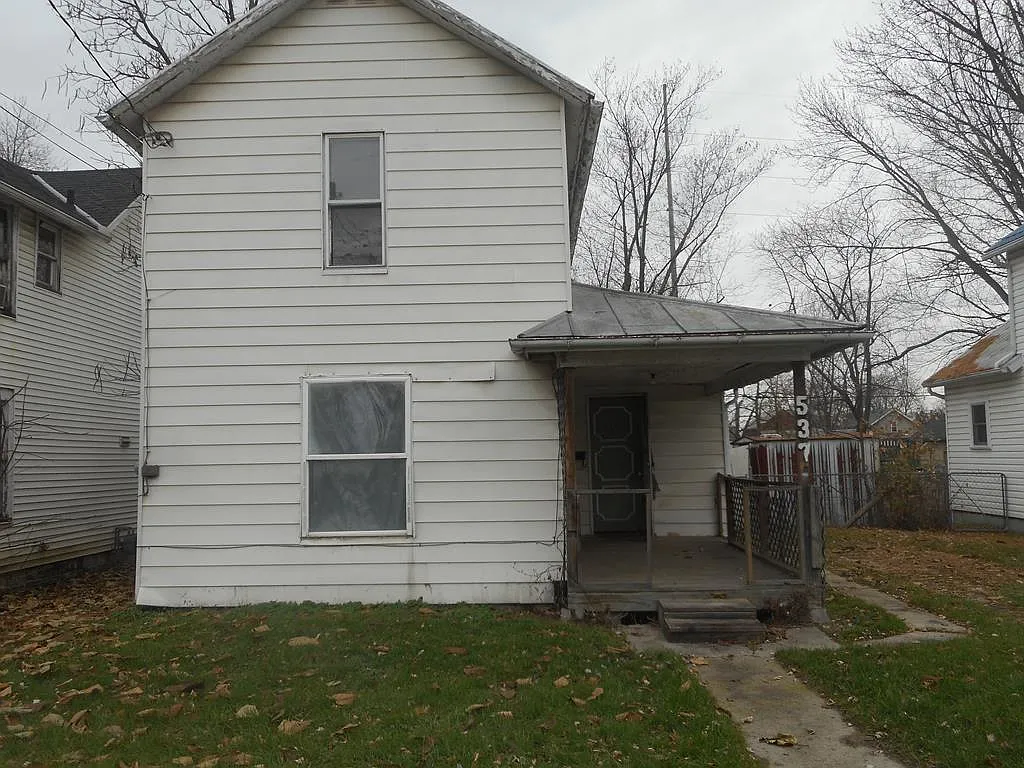 537 Mound St photo 1