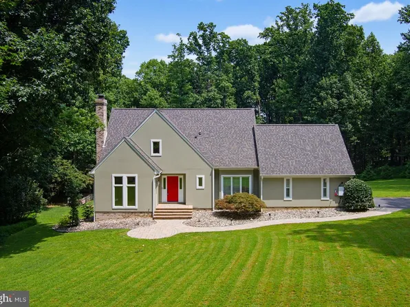 7319 Abbington Ct, Frederick, MD 21702