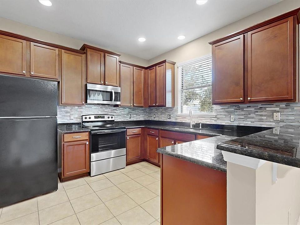 1st image of 3109 HARRIS PARK WAY