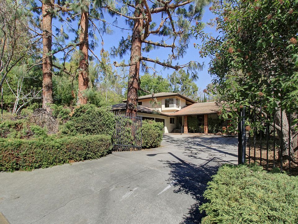 1st image of 762 Valle Vista Dr