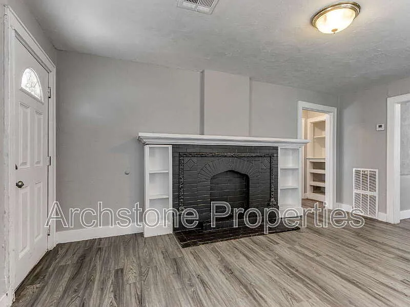 1 bed, 1.0 bath, 800 sqft, $1,045 — Photo 4