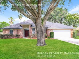 524 Lighthouse Ct, Neptune Beach, FL 32266