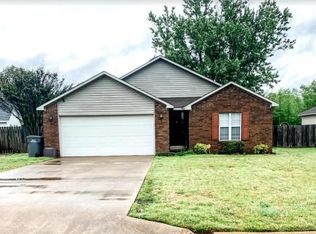 1424 Crepe Myrtle Dr, Jonesboro, AR 72405