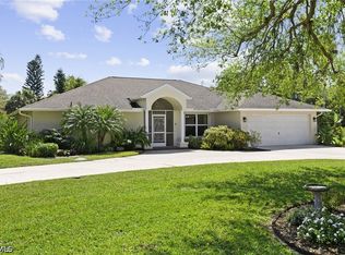 7294 Pelas Cir, North Fort Myers, FL 33917