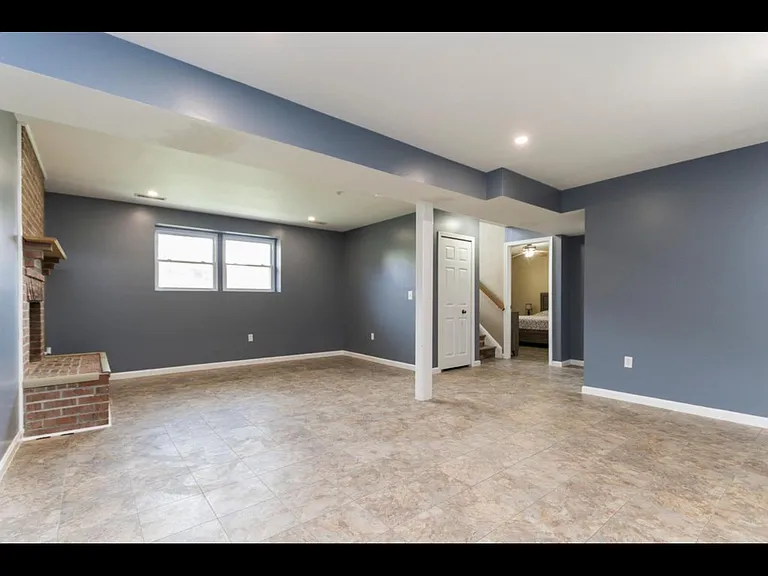 1214 Dewberry Dr — Photo 10