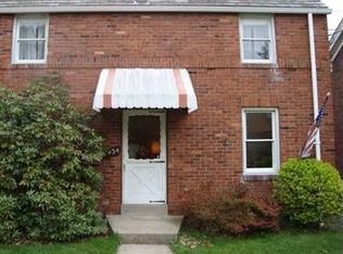 434 Fruithurst Dr, Pittsburgh, PA 15228