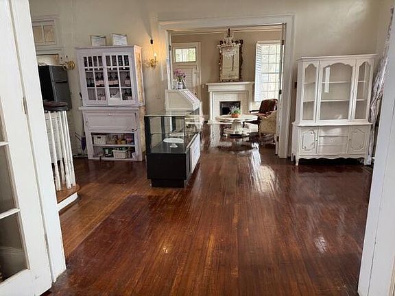 9th image of this home