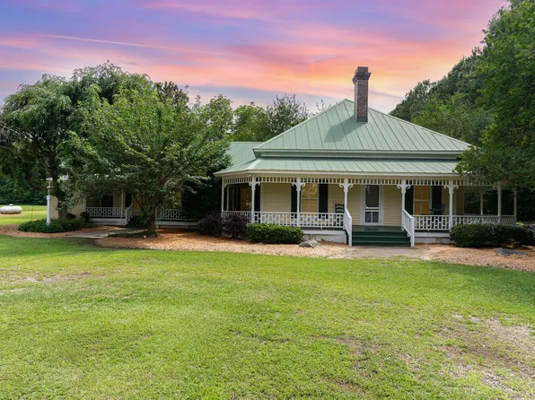 6200 Us Highway 401 S, Bunnlevel, NC 28323