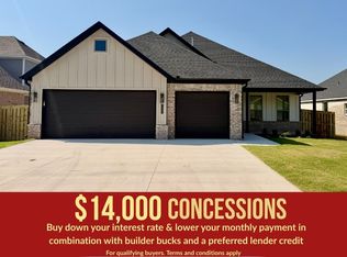 2117 Porter St, Pea Ridge, AR 72751