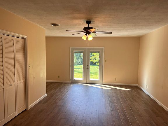 Extra living space with washer and dryer closet to the left.