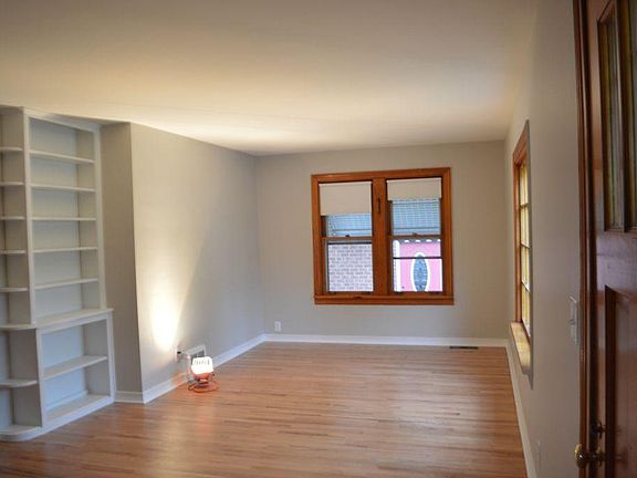 4th image of 615 Franklin St