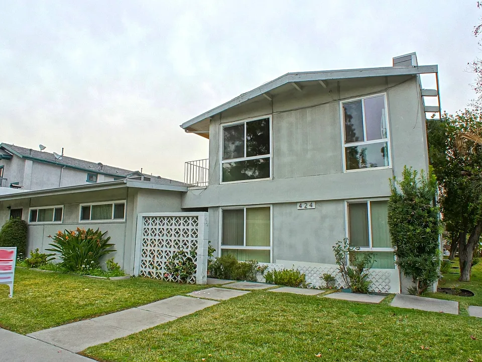 424 S Santa Anita Ave
