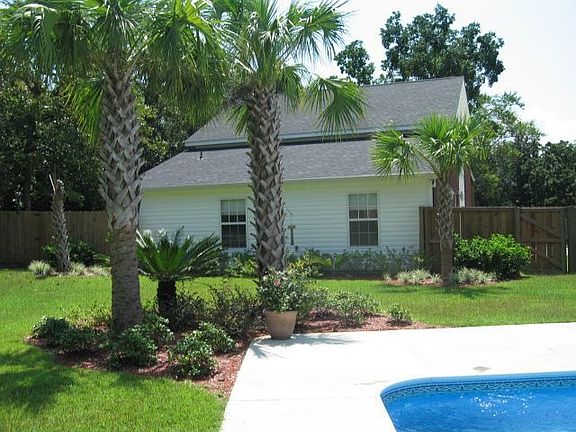 5th image of 5925 Pine Forest Dr