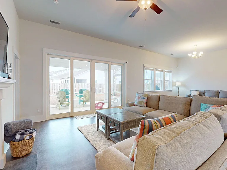 204 Edgewater Way — Photo 20