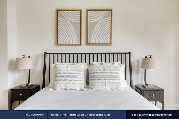 Rented by The Blueground | media 9