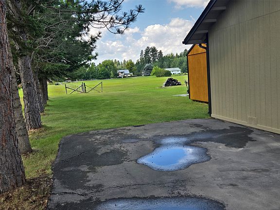 4th image of 692 Shadow Ln