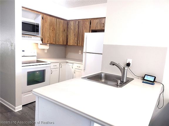 5th image of 4136 Placid Lakes Blvd