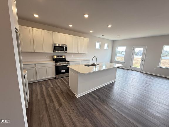 5th image of 232 Freedom Heights Ln