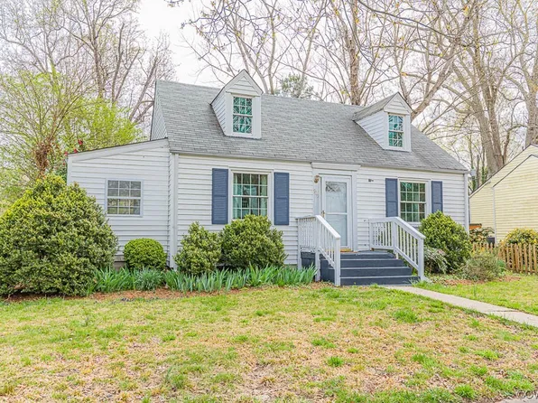 909 Forest View Dr, Richmond, VA 23225